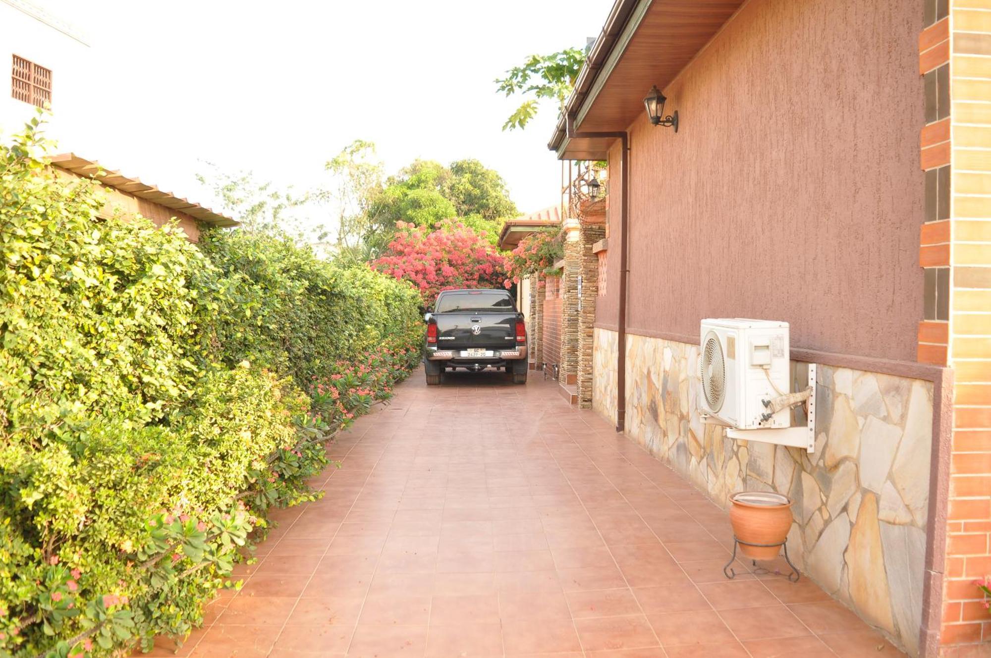 Santa Monica Home Lodge Senchi Екстериор снимка