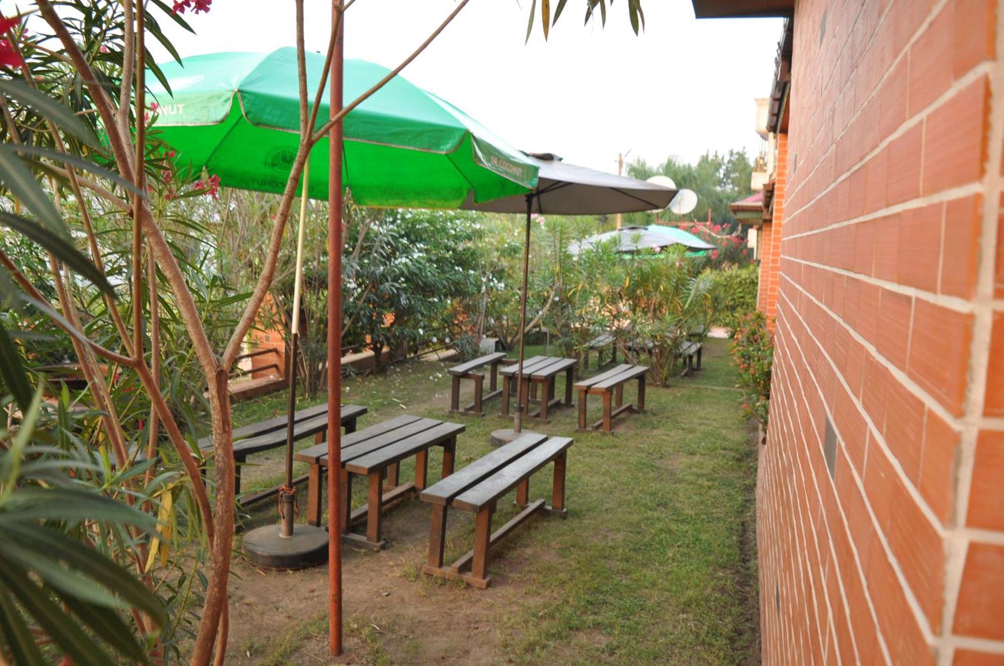 Santa Monica Home Lodge Senchi Екстериор снимка