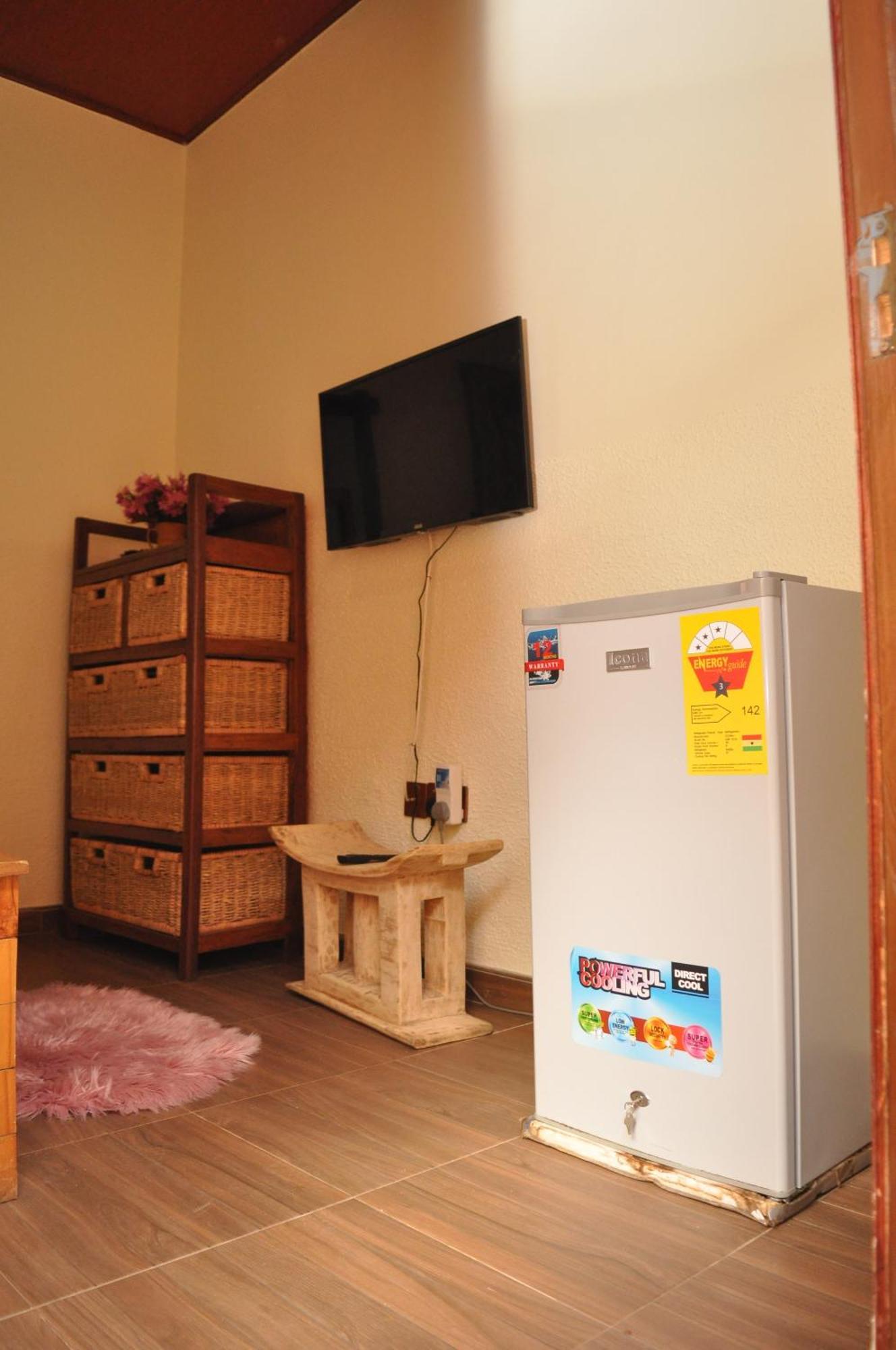 Santa Monica Home Lodge Senchi Екстериор снимка