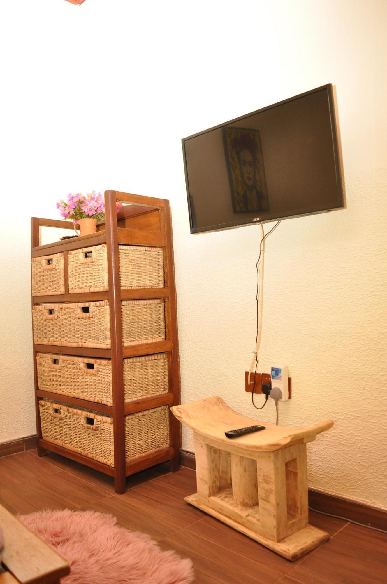 Santa Monica Home Lodge Senchi Екстериор снимка