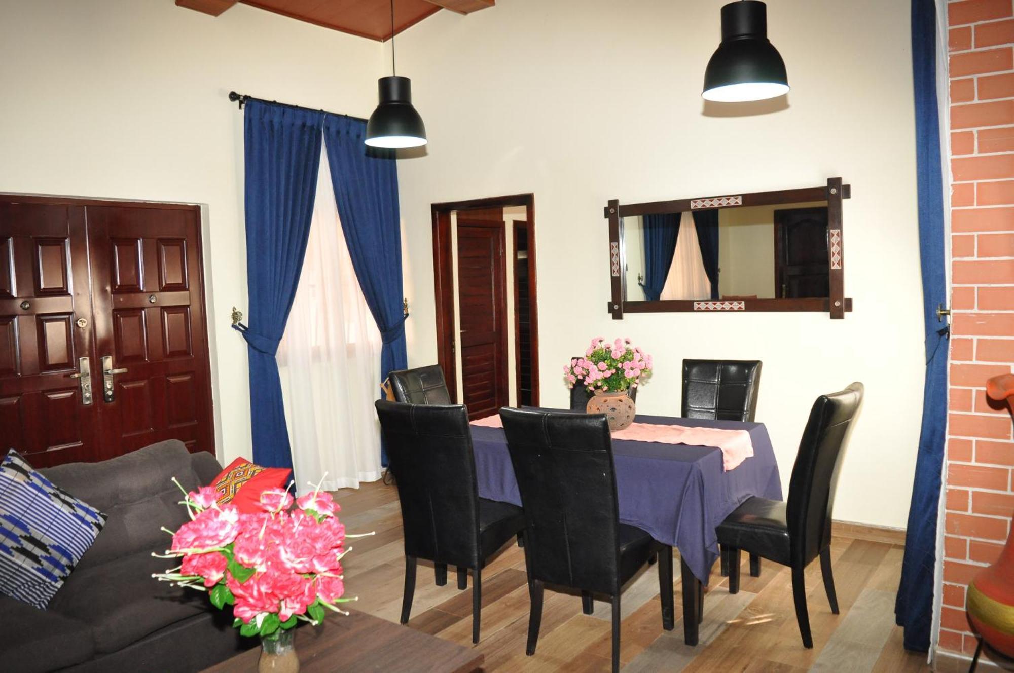 Santa Monica Home Lodge Senchi Екстериор снимка
