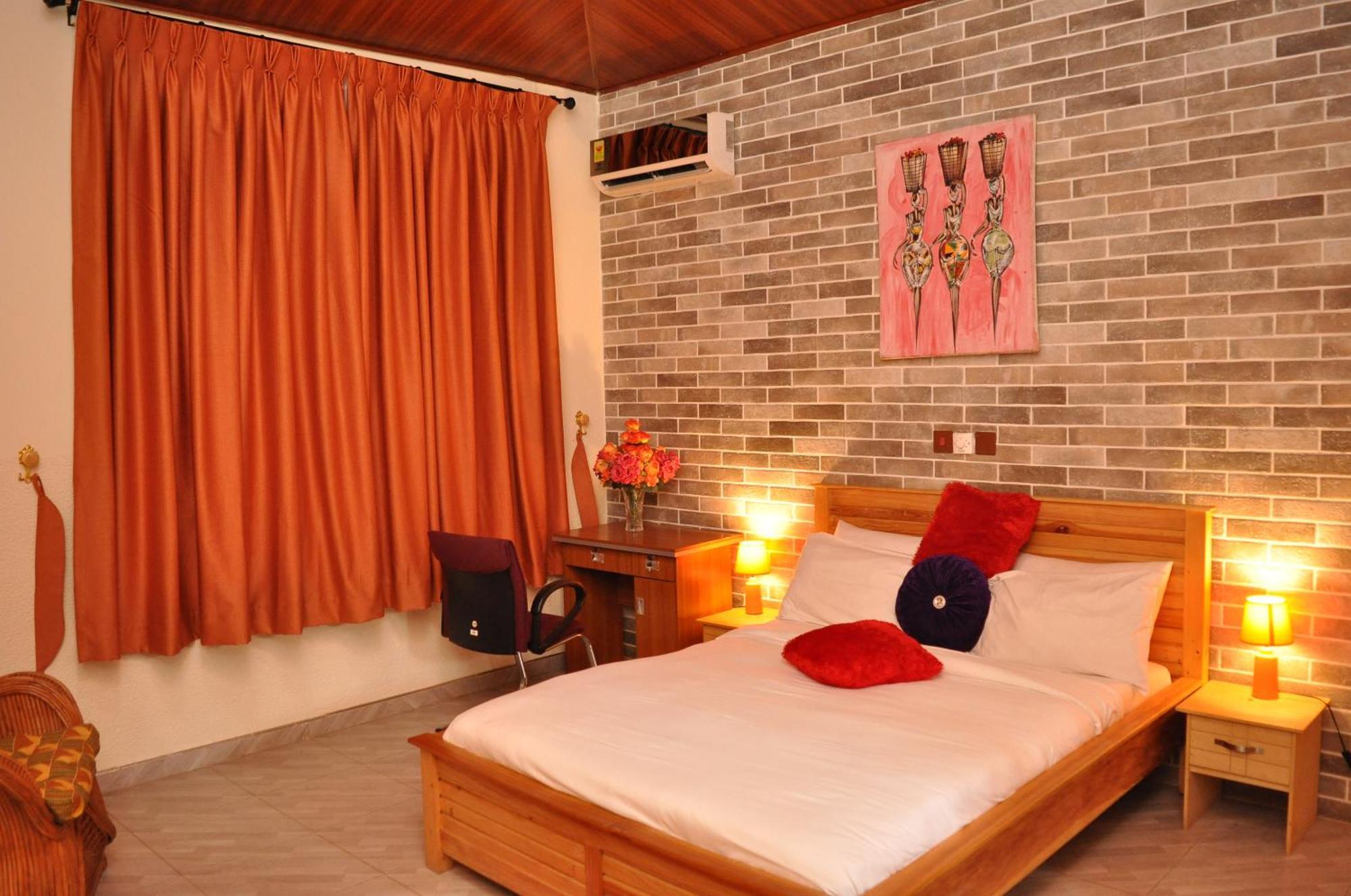 Santa Monica Home Lodge Senchi Екстериор снимка