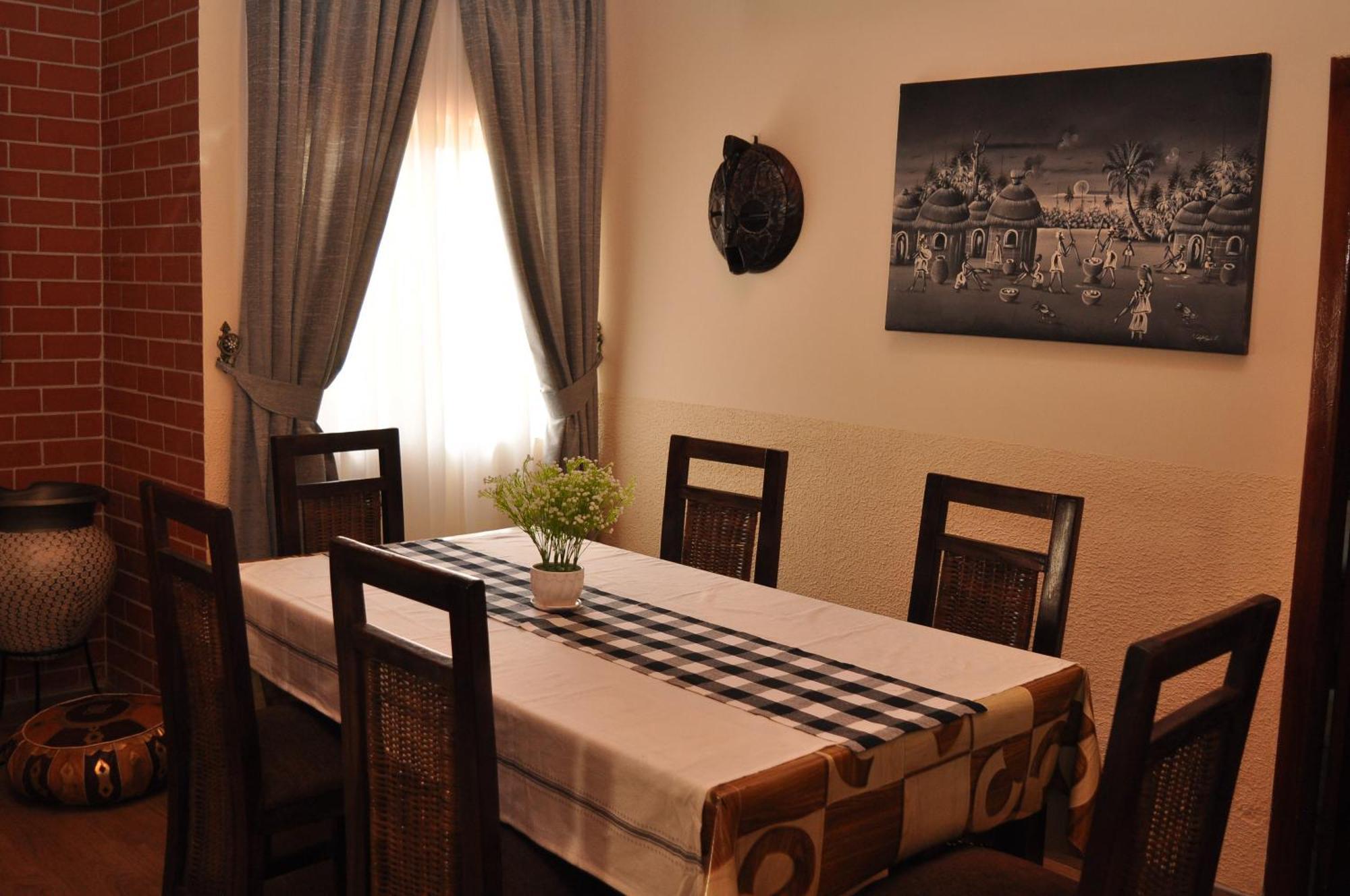 Santa Monica Home Lodge Senchi Екстериор снимка