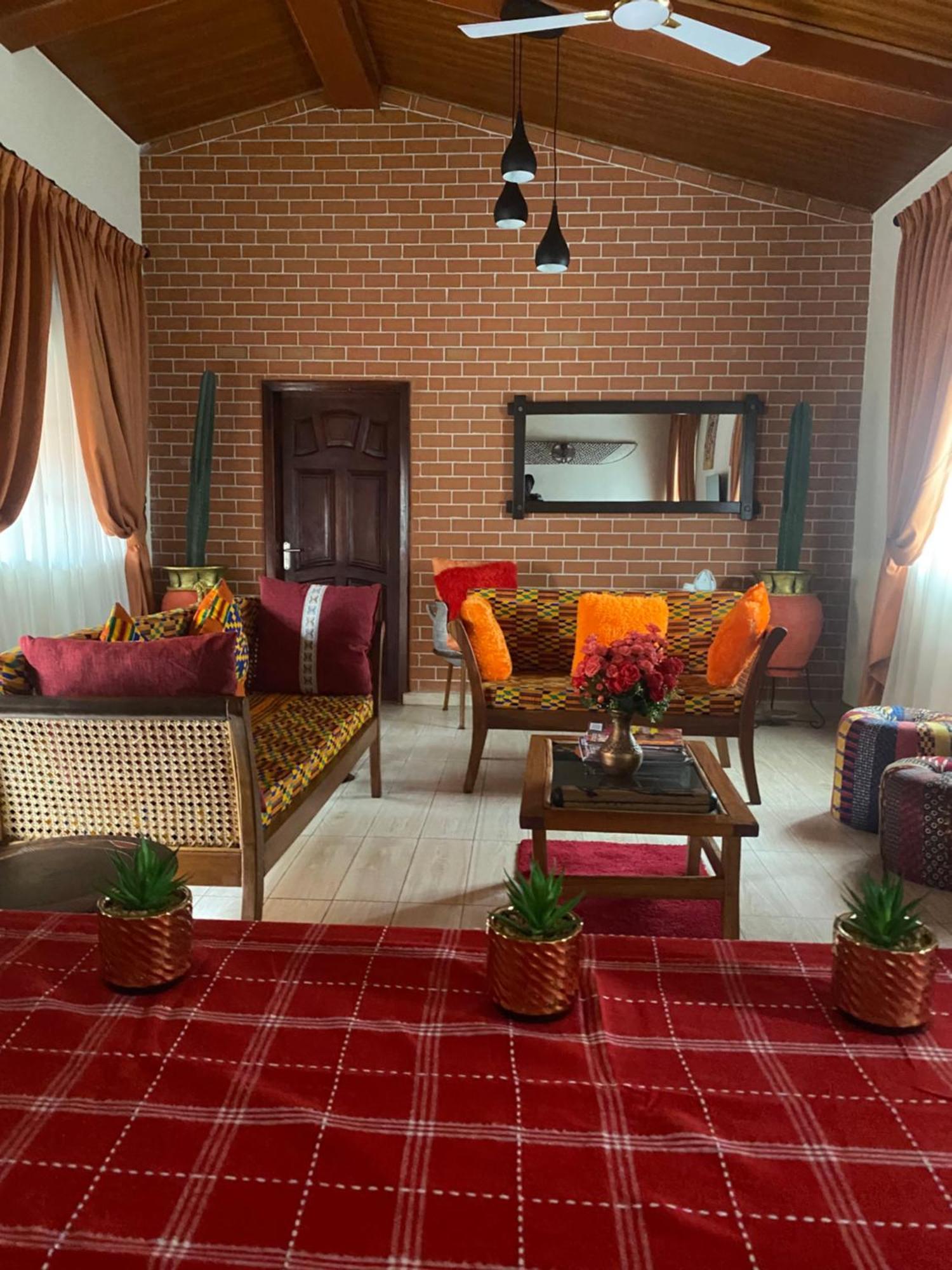 Santa Monica Home Lodge Senchi Екстериор снимка